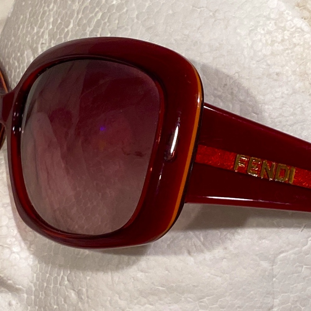 FENDI sunglasses 🕶️ made in Italy FS347 615 burgundy color